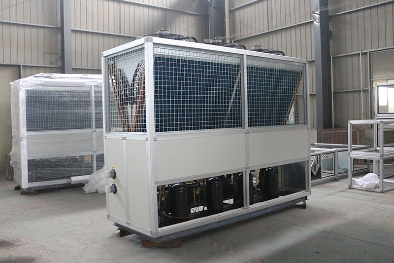 水冷和風(fēng)冷模塊空調(diào)機組的對比？